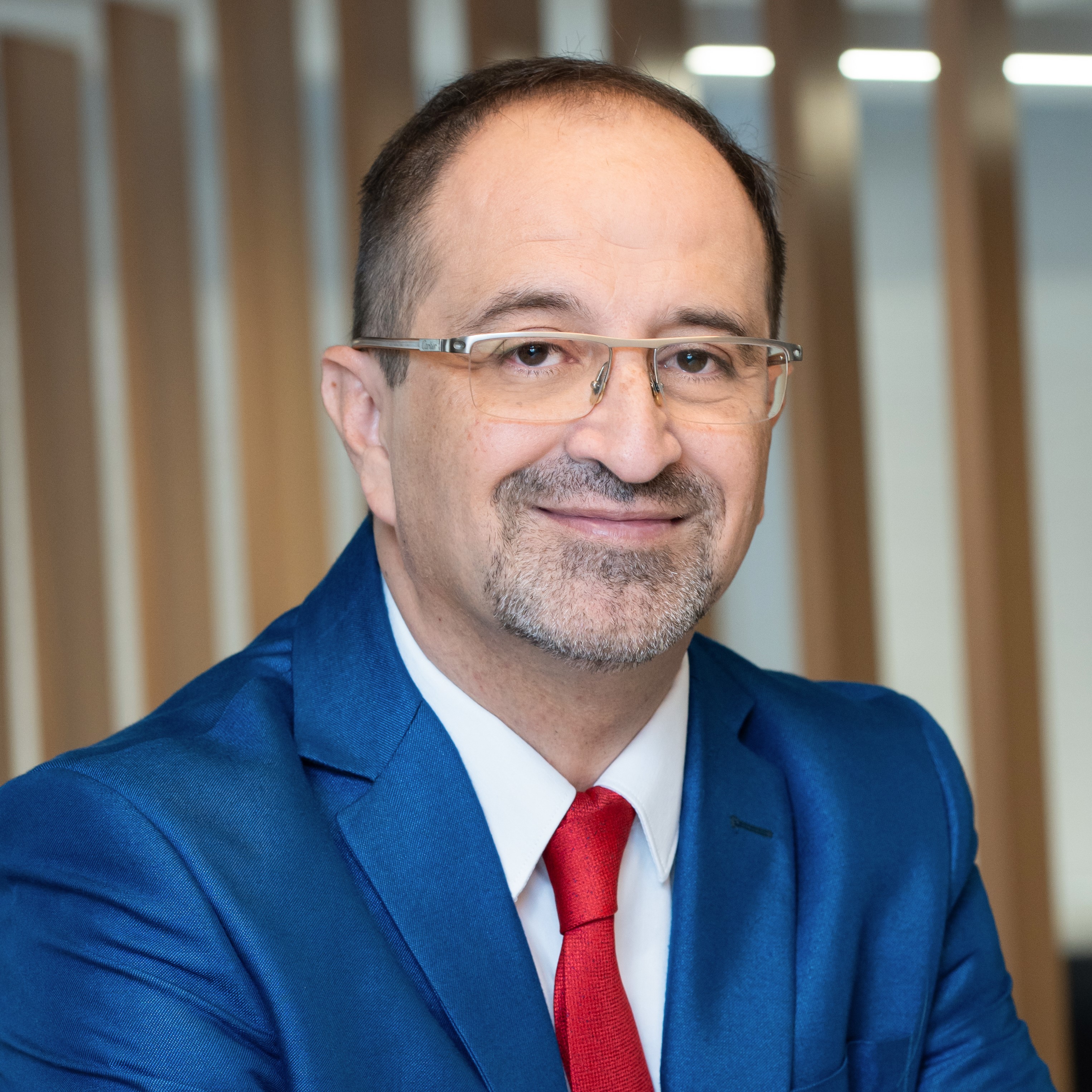 Dr. Salvador Rios Martinez